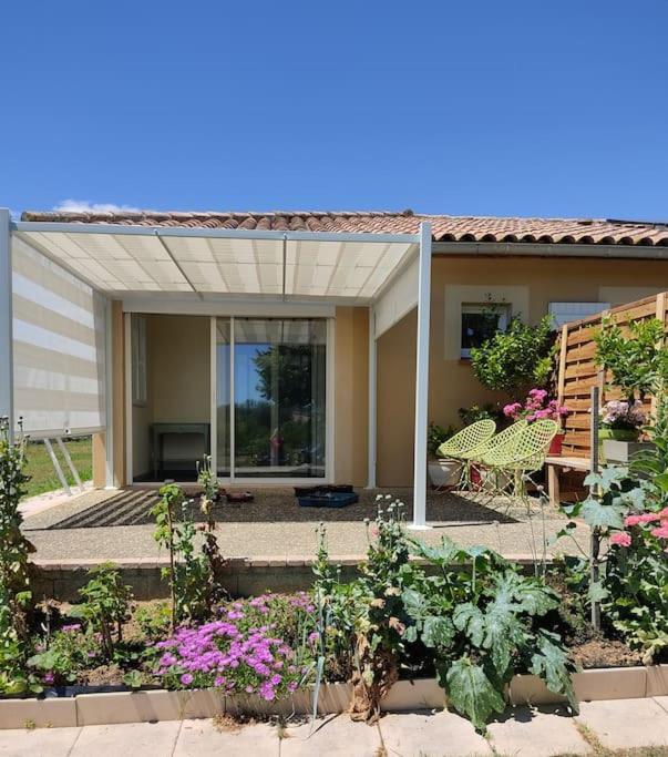 Grande Maison Avec Vue Sur Le Lac Saramon 外观 照片