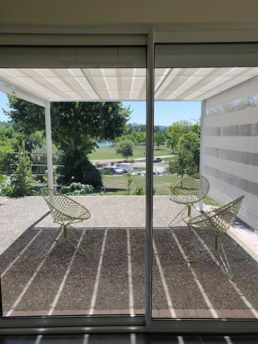 Grande Maison Avec Vue Sur Le Lac Saramon 外观 照片